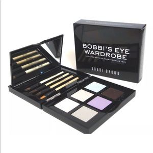 Bobbi’s Eye Wardrobe Palette with Brushes